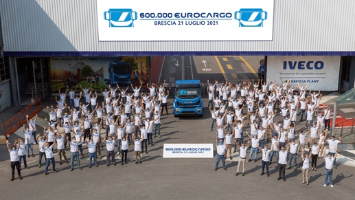 IVECO viert de 600.000ste Eurocargo gebouwd in zijn iconische fabriek in Brescia.