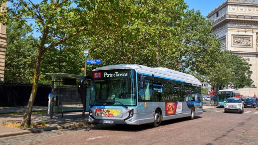IVECO BUS haalt grote bestelling binnen voor de levering van elektrische bussen aan de stad Parijs, Frankrijk