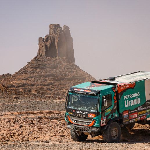 PETRONAS Team De Rooy IVECO sluit de Dakar Rally 2022 af met drie trucks in de Top 10
