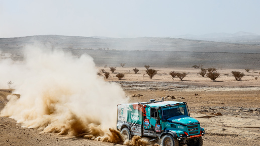 PETRONAS Team De Rooy IVECO sluit de Dakar Rally 2022 af met drie trucks in de Top 10